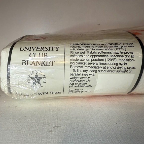 New Vintage University Of Tennessee UT Volunteers Blanket 72x90 Full Twin - Picture 7 of 7